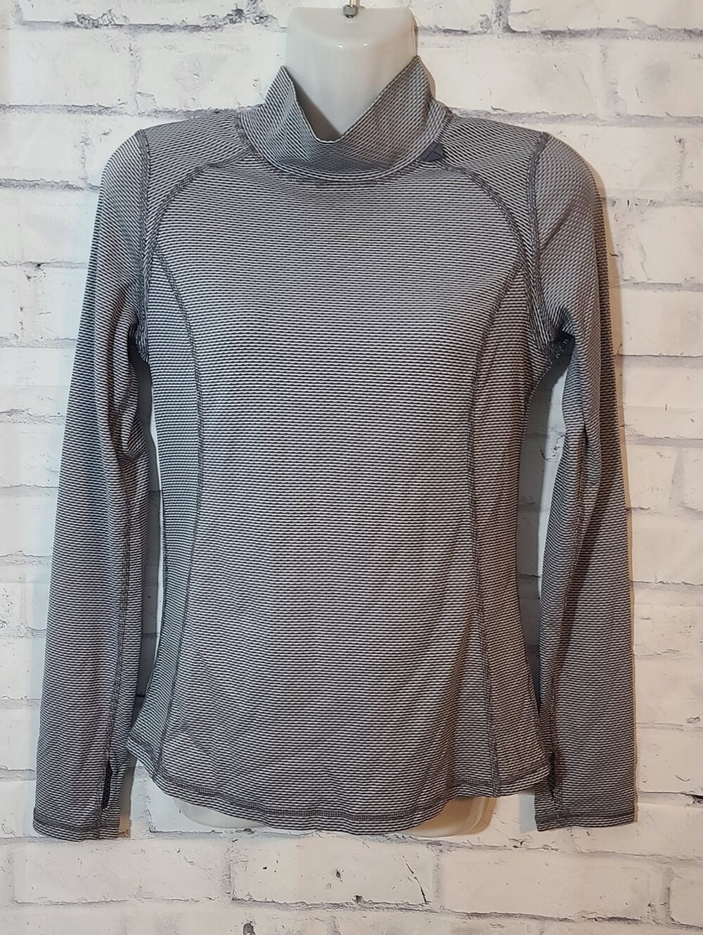 Xersion Slim Fit Mockneck Long Sleeve Running Top XS